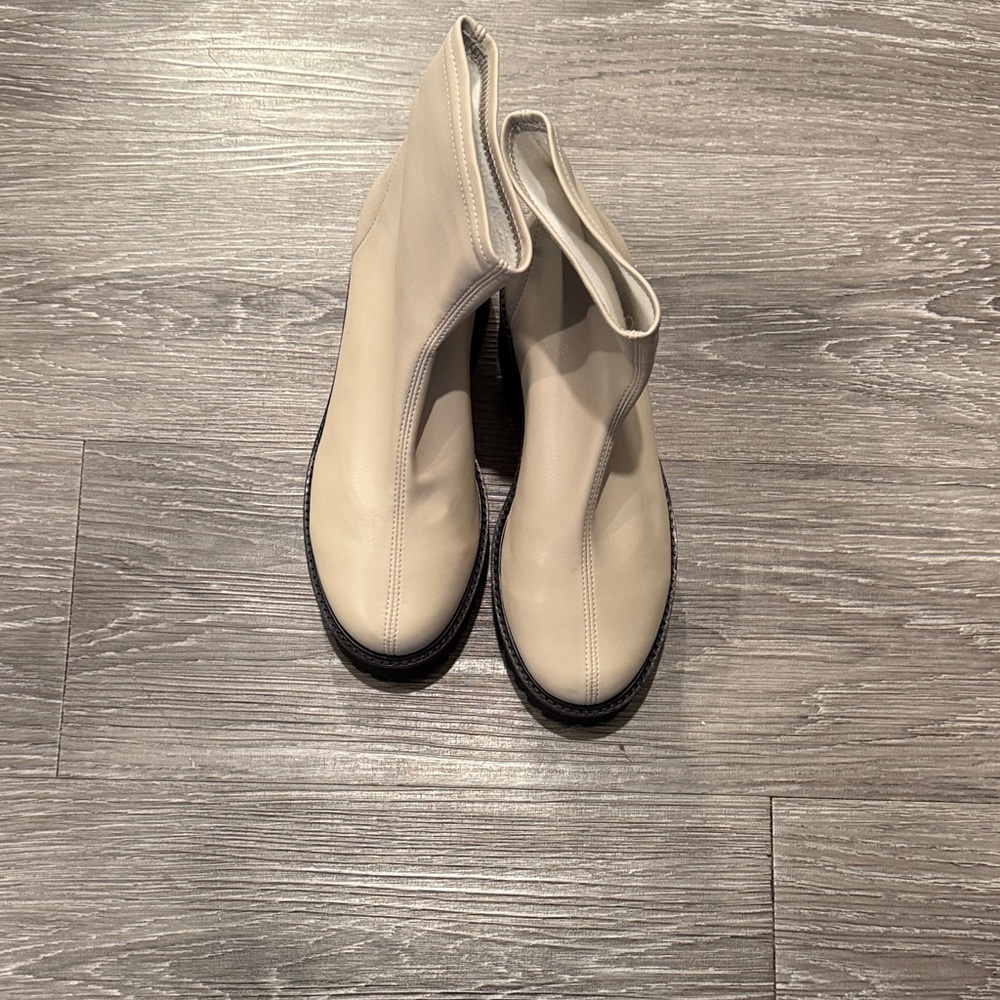 Frame Denim Cream Ankle Boots